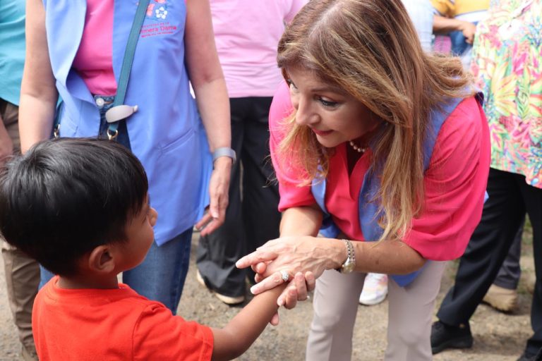 Cooperativismo y “Amor sobre ruedas” se conjugan en Panamá Oeste