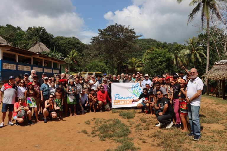 Comunidad indígena en El Chagres progresa gracias a proyecto cooperativo de electrificación y conectividad