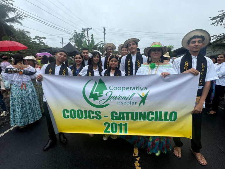 Patriotismo y cooperativismo dos aliados de la Patria