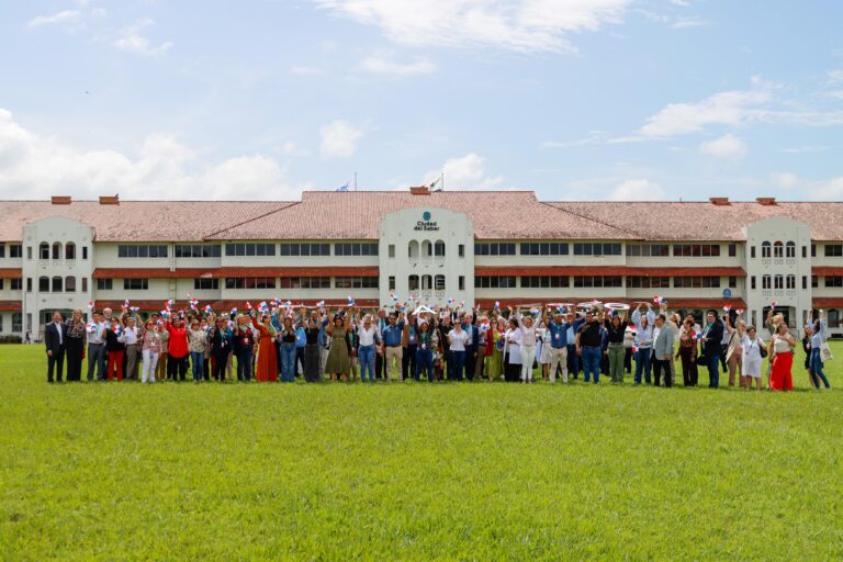 Líderesa indígena panameña  brilla en el evento de cierre del Año Internacional de las Cooperativas