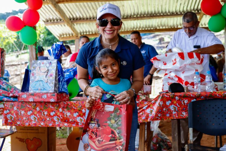 Celebramos el desarrollo y progreso de la Cooperativa rural Dos Aguas en Capira