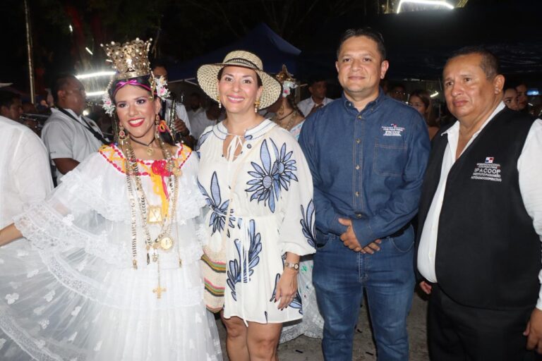 Autoridades y cooperativistas celebran versión #54 de la Feria de Veraguas en Soná