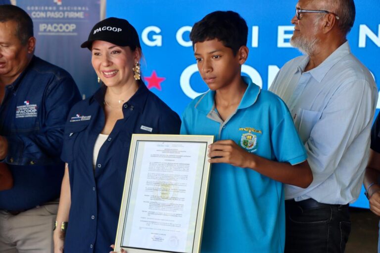 Diez nuevas cooperativas juveniles y adultas en Veraguas se suman al desarrollo social y económico